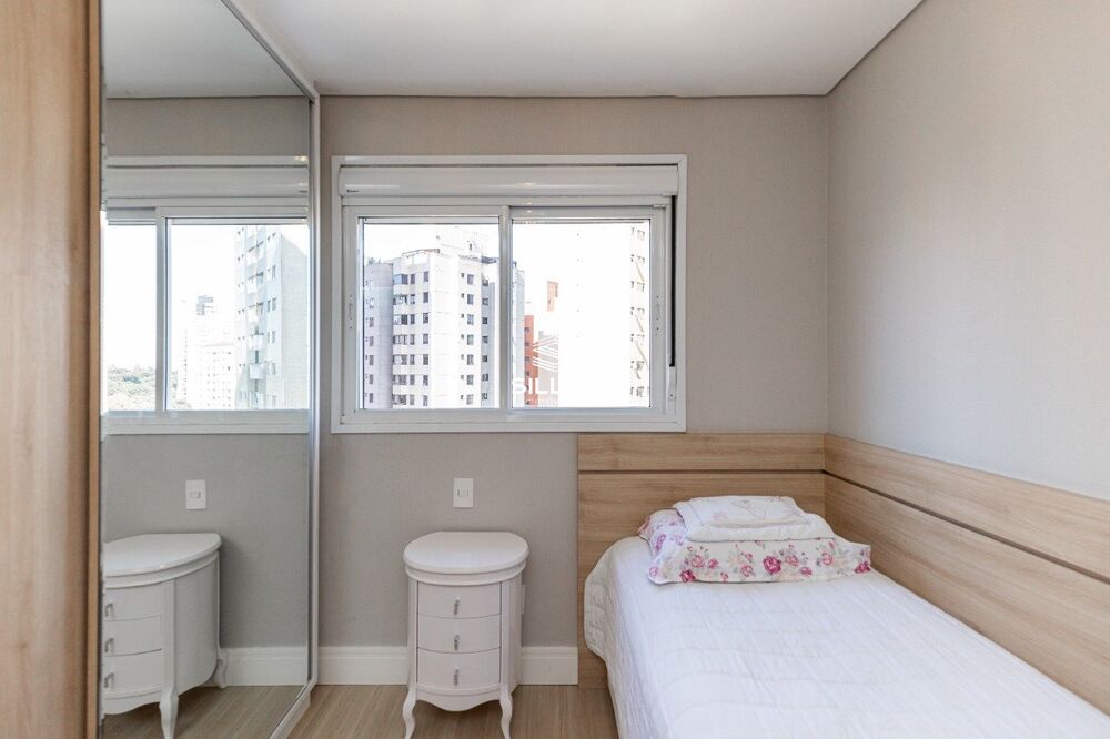 Apartamento à venda com 3 quartos, 143m² - Foto 7