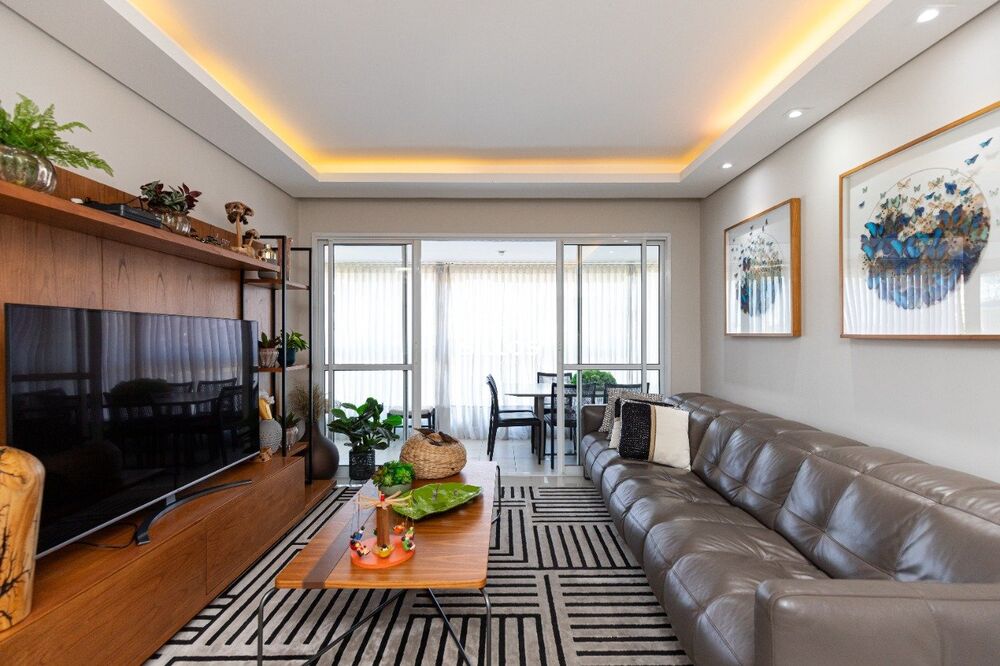 Apartamento à venda com 4 quartos, 158m² - Foto 1