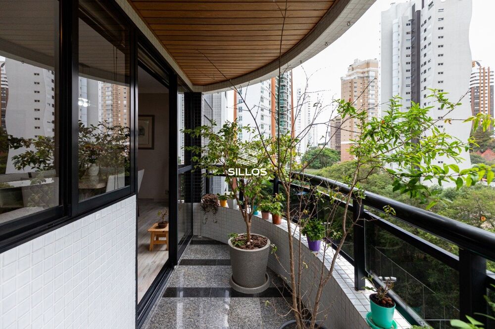 Apartamento à venda com 4 quartos, 144m² - Foto 5
