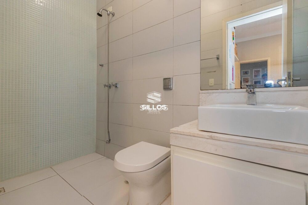 Casa à venda com 5 quartos, 372 - Foto 17