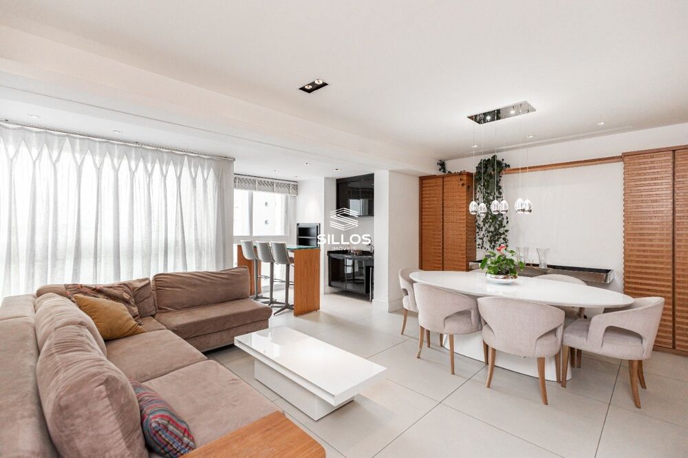 Apartamento à venda com 3 quartos, 113m² - Foto 1