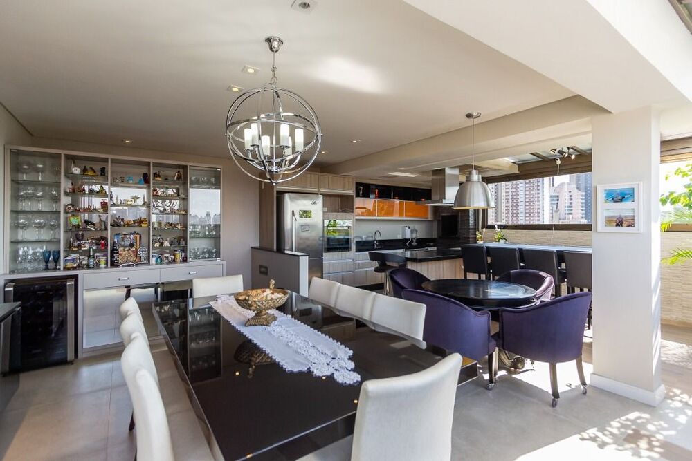Apartamento à venda com 2 quartos, 139m² - Foto 1