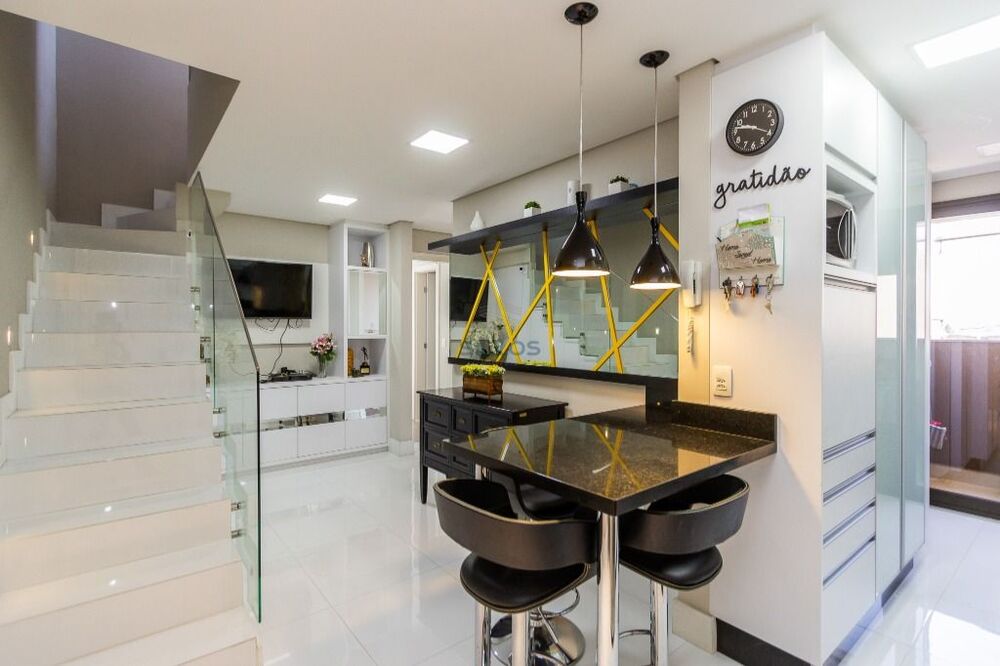 Apartamento à venda com 2 quartos, 139m² - Foto 3