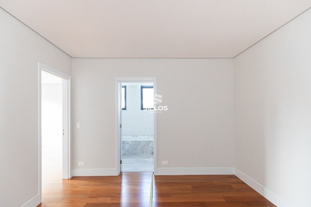 Apartamento à venda com 3 quartos, 222m² - Foto 9