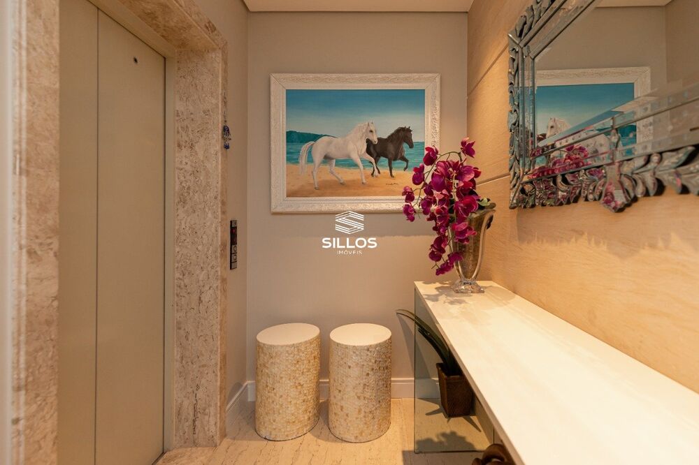 Apartamento à venda com 3 quartos, 228m² - Foto 10