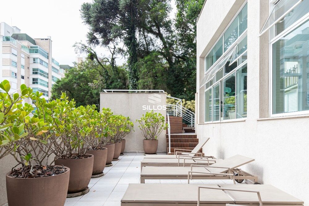Apartamento à venda com 3 quartos, 228m² - Foto 19