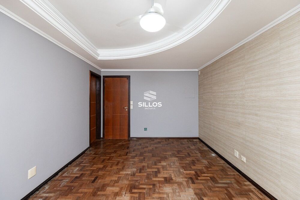 Casa à venda com 3 quartos, 452m² - Foto 4