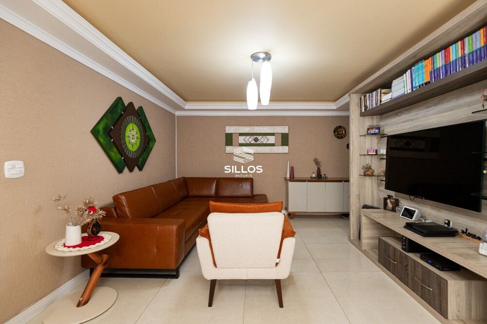 Apartamento à venda com 3 quartos, 108m² - Foto 1