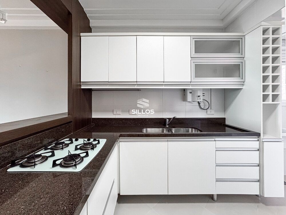 Apartamento para alugar com 2 quartos, 95m² - Foto 6