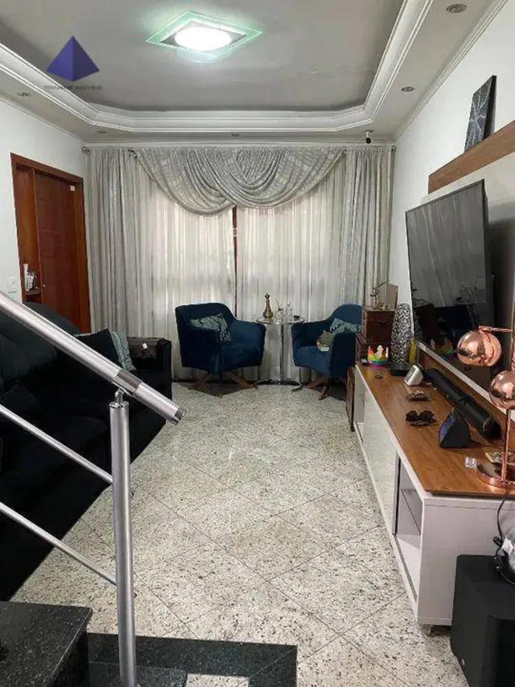 Casa, 4 quartos, 220 m² - Foto 1