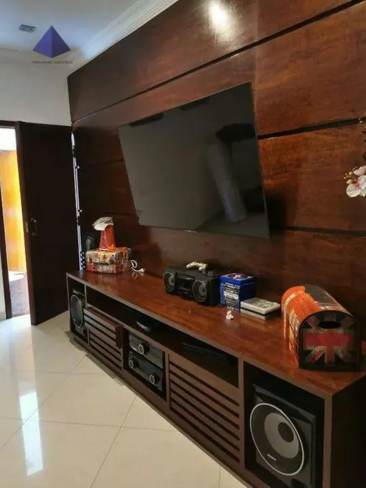 Casa, 4 quartos, 220 m² - Foto 12