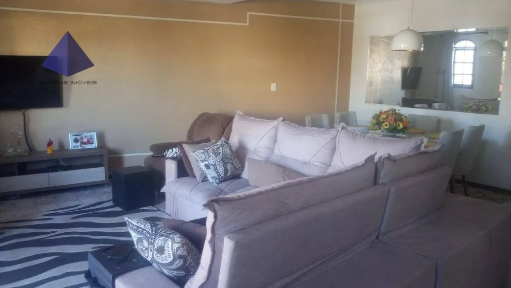 Sobrado, 3 quartos, 272 m² - Foto 1