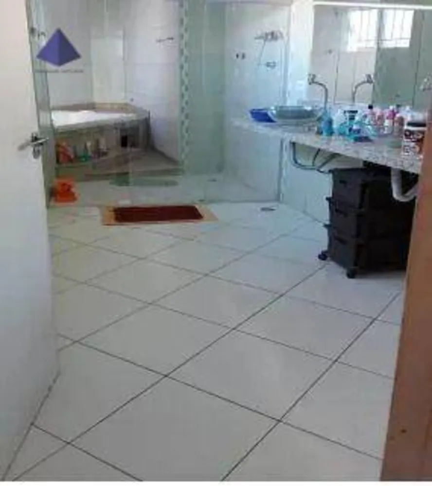 Casa, 5 quartos, 250 m² - Foto 4