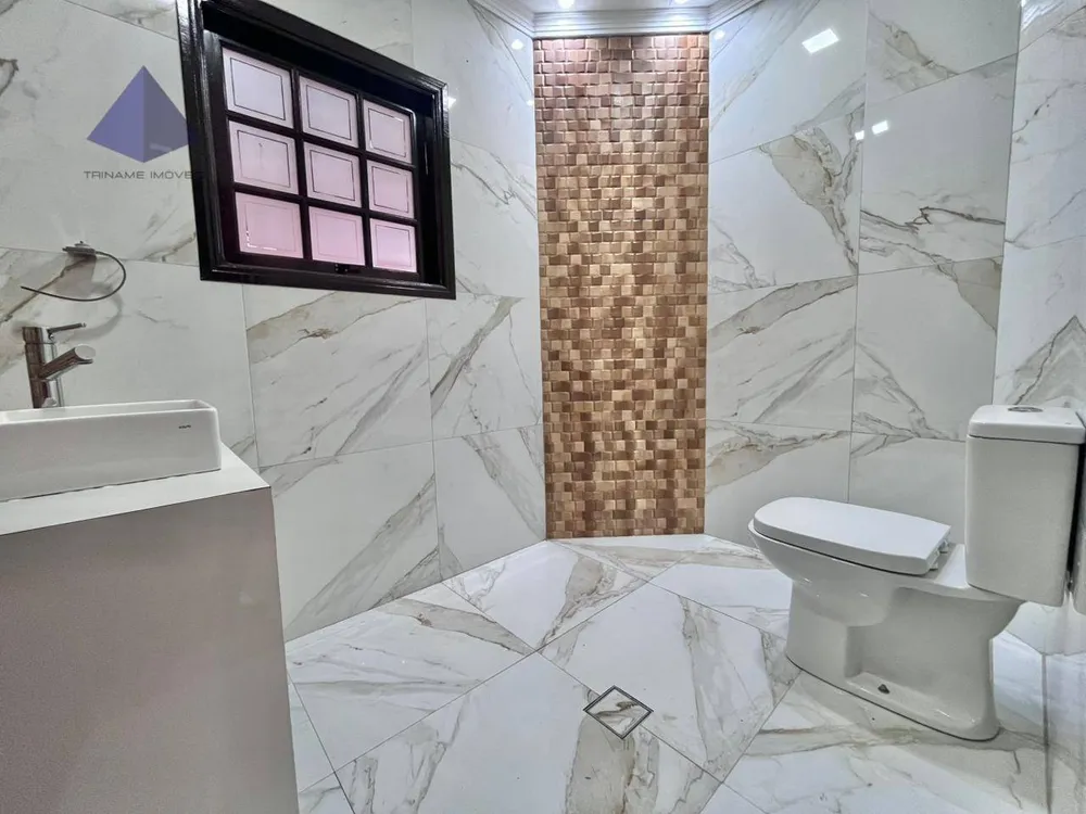 Sobrado, 3 quartos, 210 m² - Foto 2