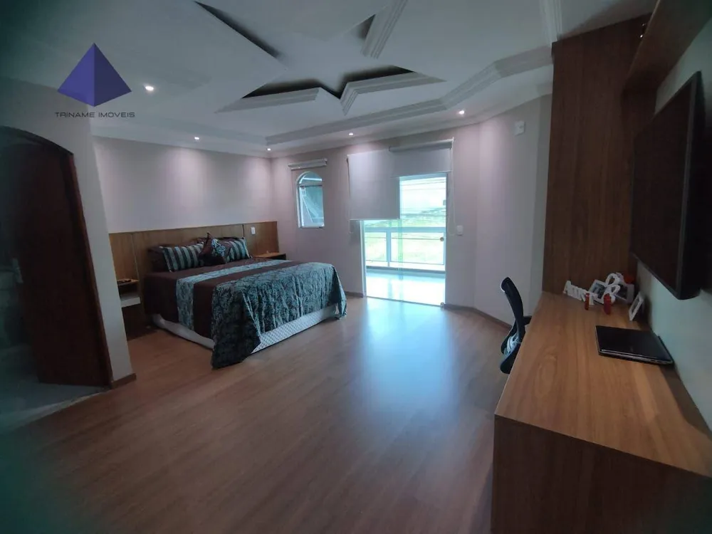 Sobrado, 3 quartos, 207 m² - Foto 1