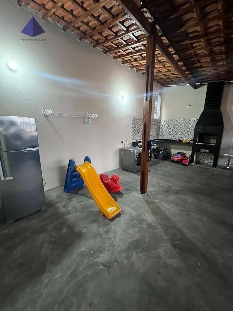 Sobrado, 3 quartos, 330 m² - Foto 1