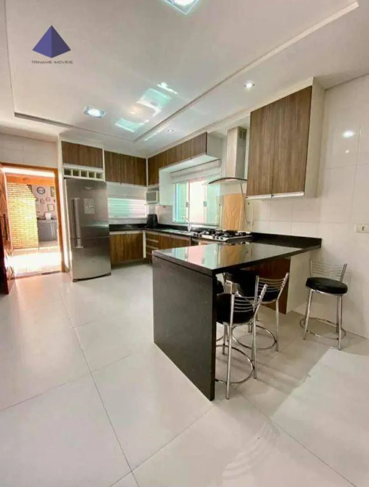 Sobrado, 4 quartos, 216 m² - Foto 3