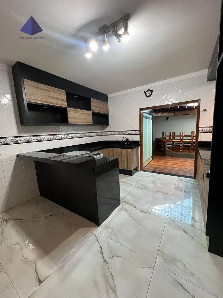 Sobrado, 3 quartos, 250 m² - Foto 2