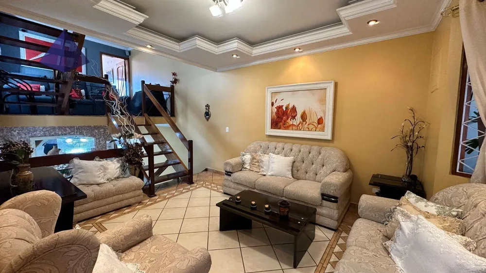 Sobrado, 4 quartos, 220 m² - Foto 1