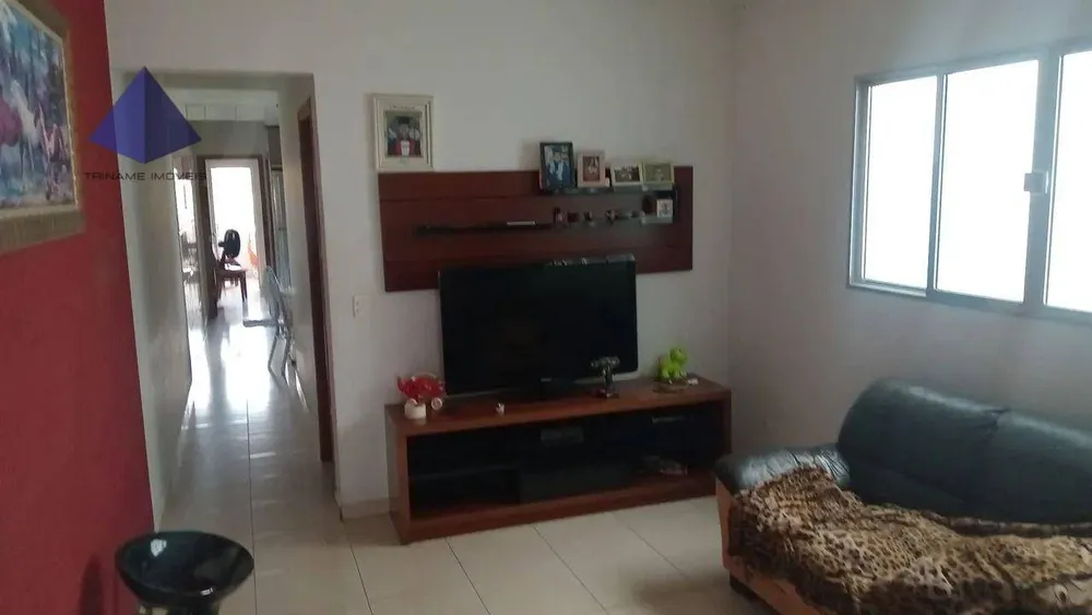 Casa, 3 quartos, 198 m² - Foto 4