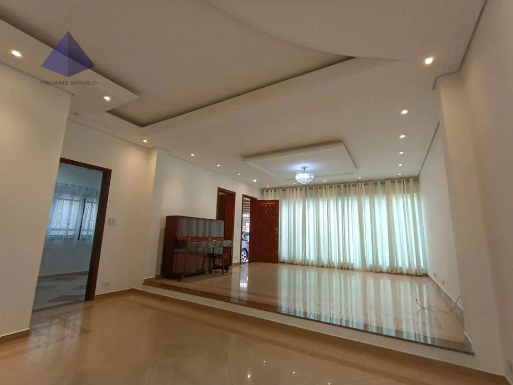 Casa, 3 quartos, 210 m² - Foto 1