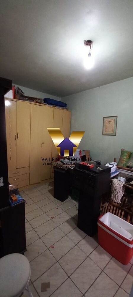 Casa à venda com 3 quartos, 273m² - Foto 1