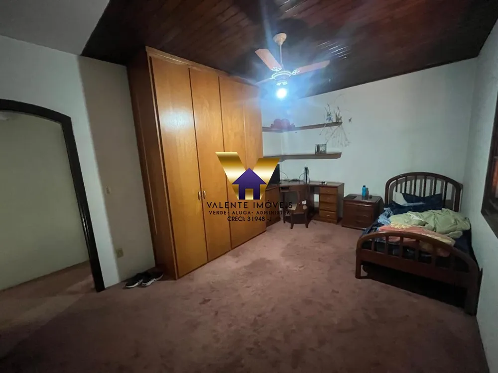 Casa, 3 quartos, 250 m² - Foto 4