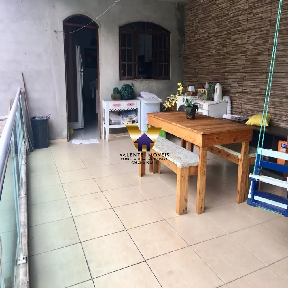 Casa à venda com 5 quartos, 250m² - Foto 8