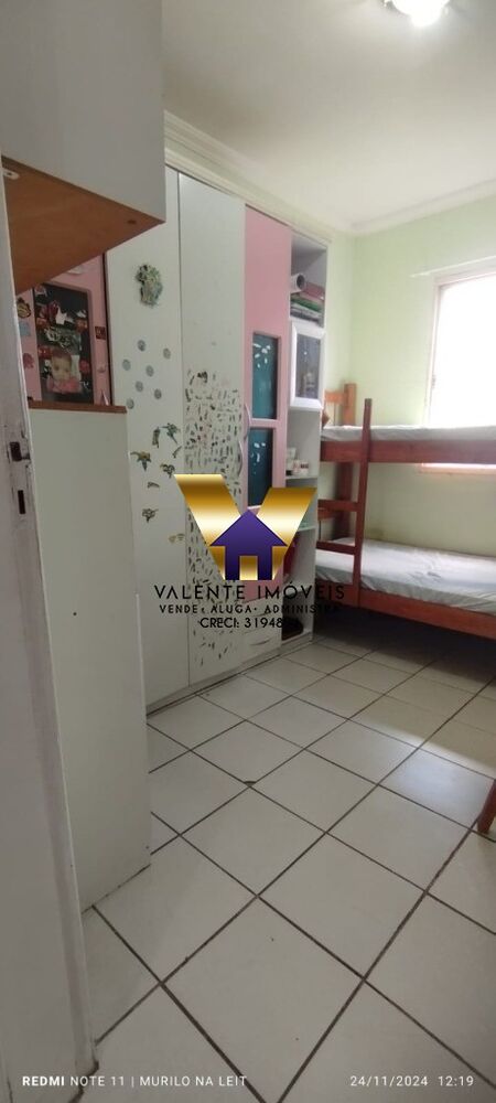 Apartamento à venda com 2 quartos, 45m² - Foto 2