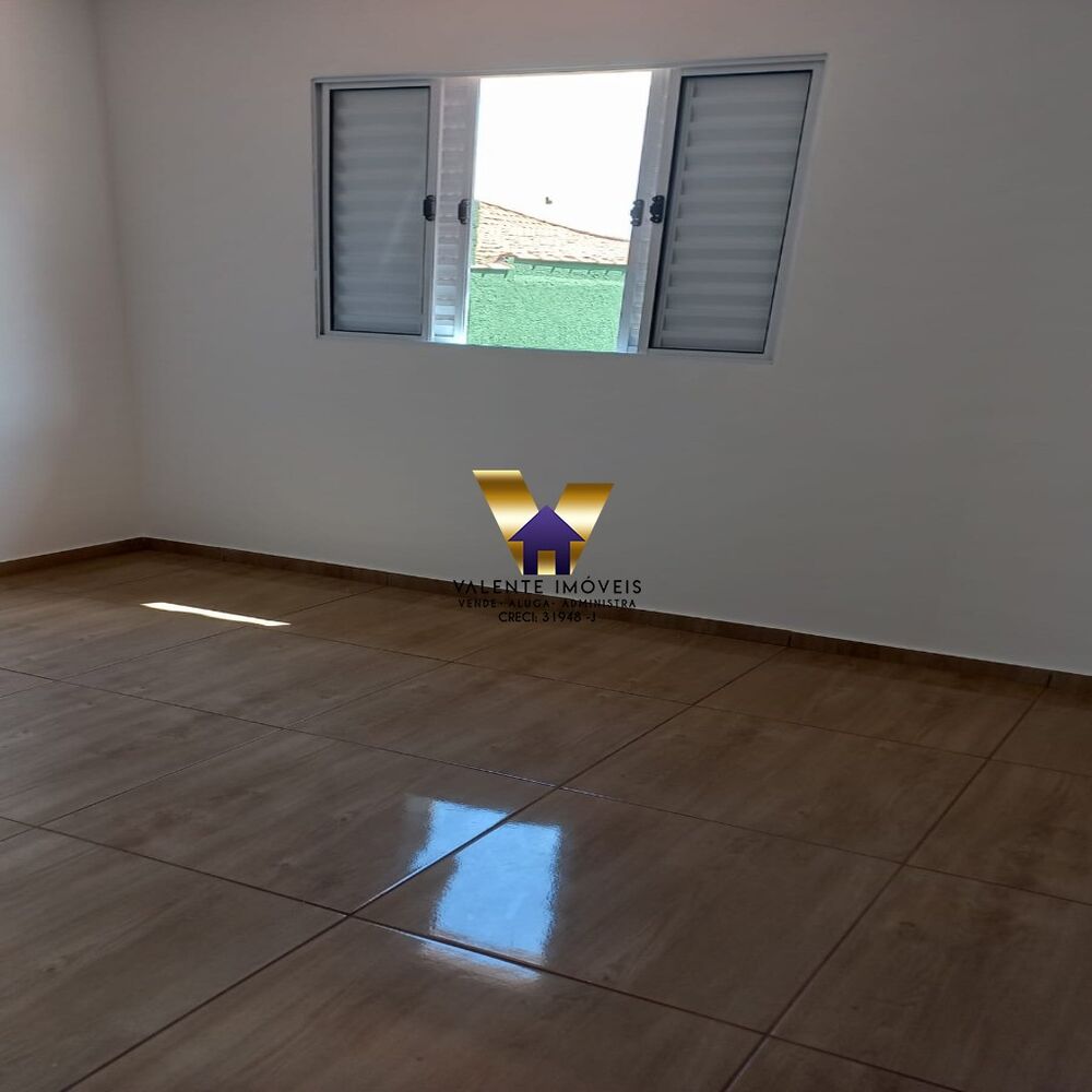 Casa à venda com 2 quartos, 90m² - Foto 13