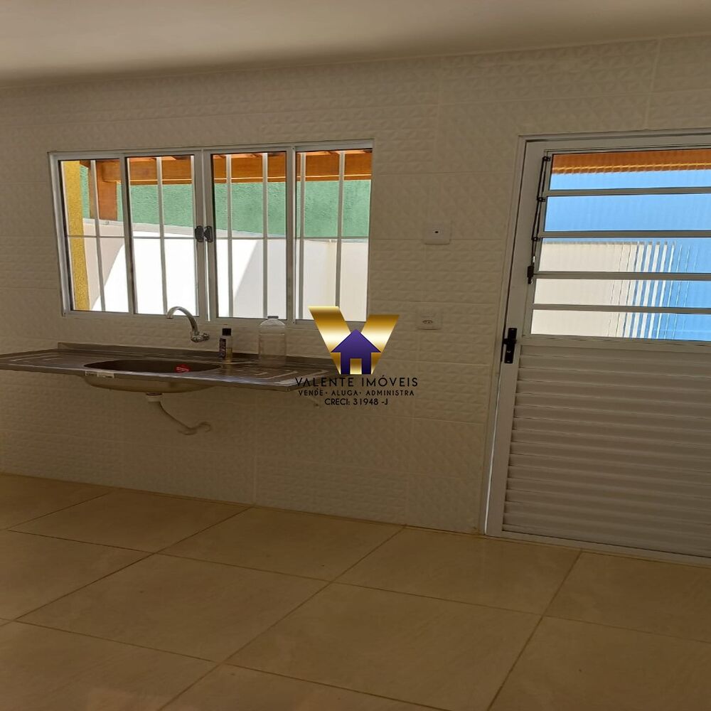 Casa à venda com 2 quartos, 90m² - Foto 7