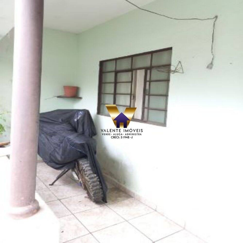 Casa à venda com 2 quartos, 249m² - Foto 2