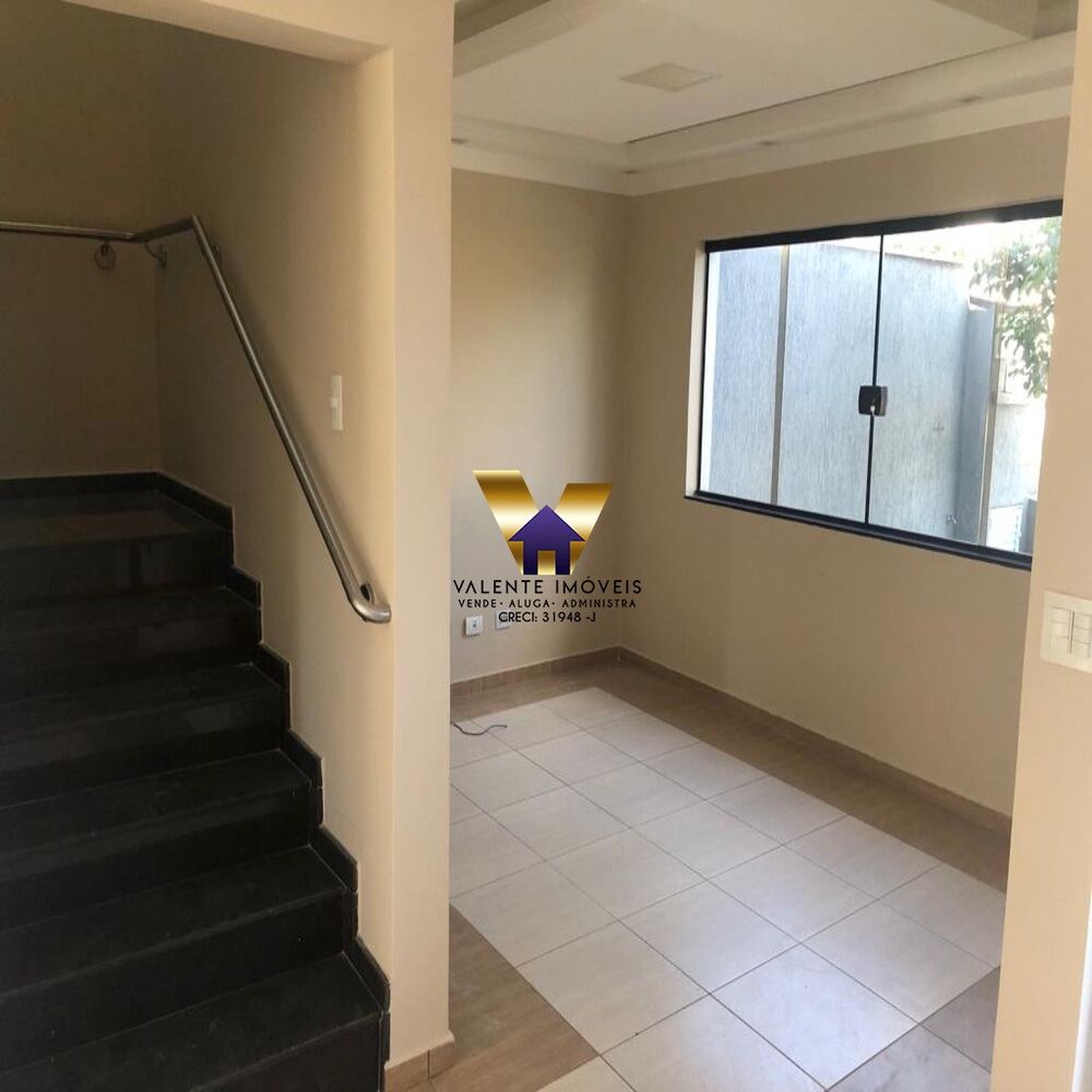 Casa à venda com 4 quartos, 294m² - Foto 3
