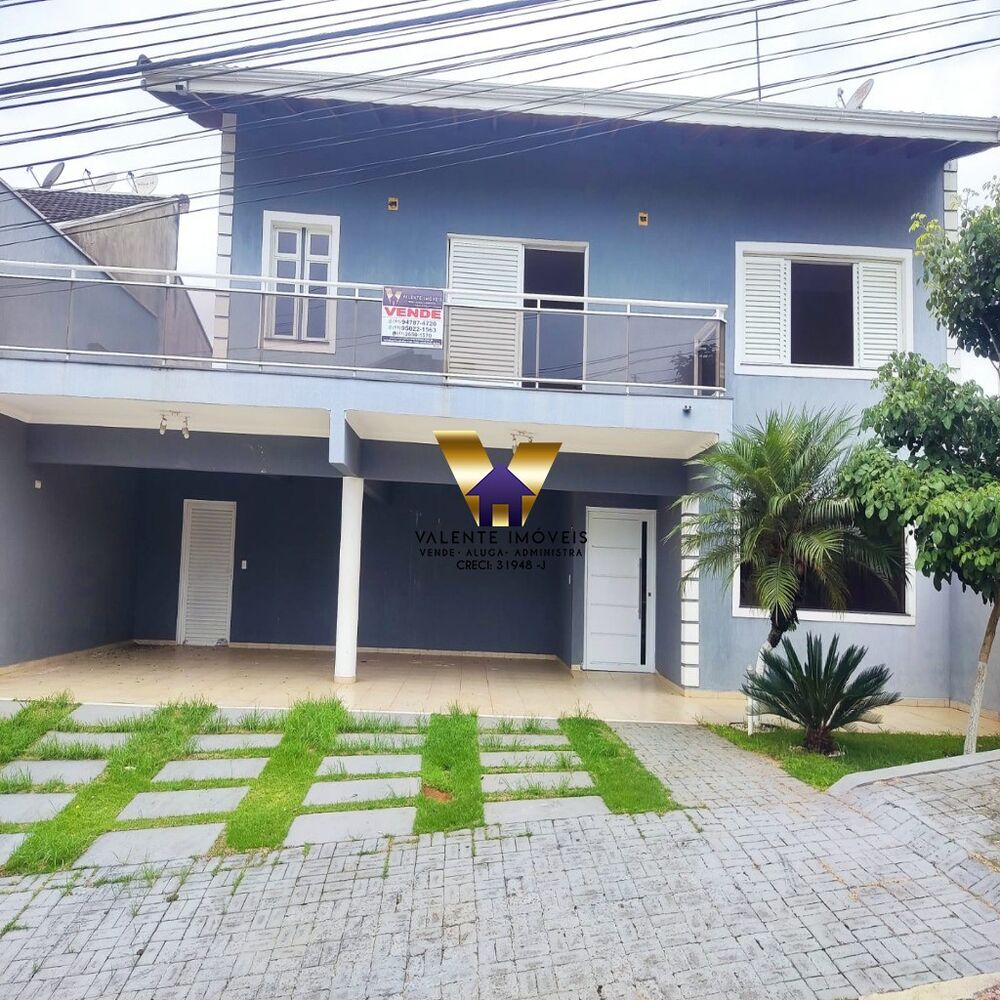 Casa à venda com 4 quartos, 294m² - Foto 1