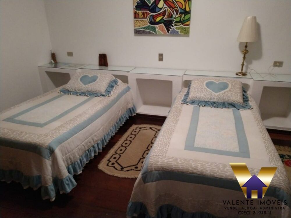 Casa à venda com 4 quartos, 1871m² - Foto 5