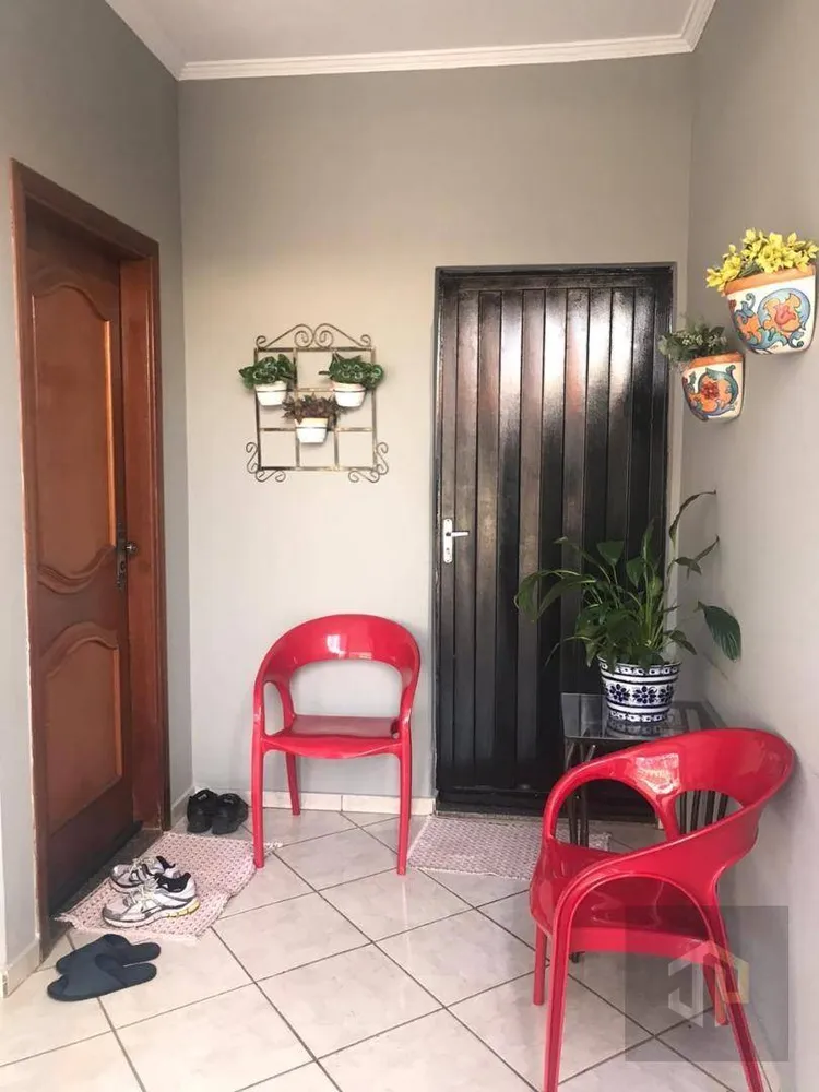 Casa, 3 quartos, 112 m² - Foto 2