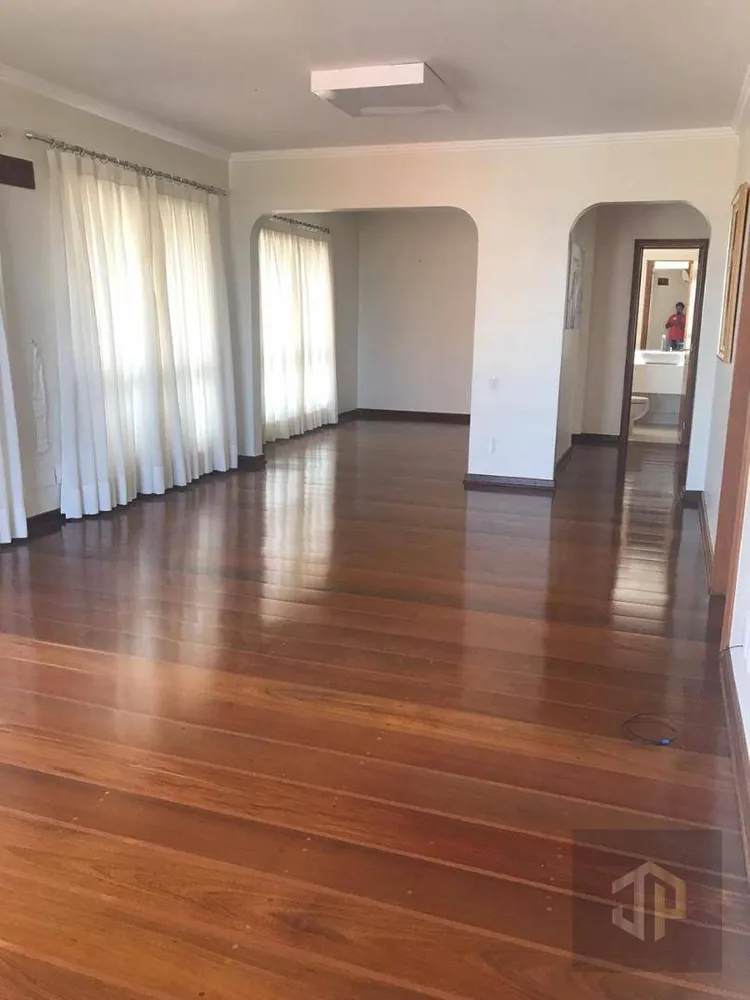 Apartamento, 3 quartos, 213 m² - Foto 3