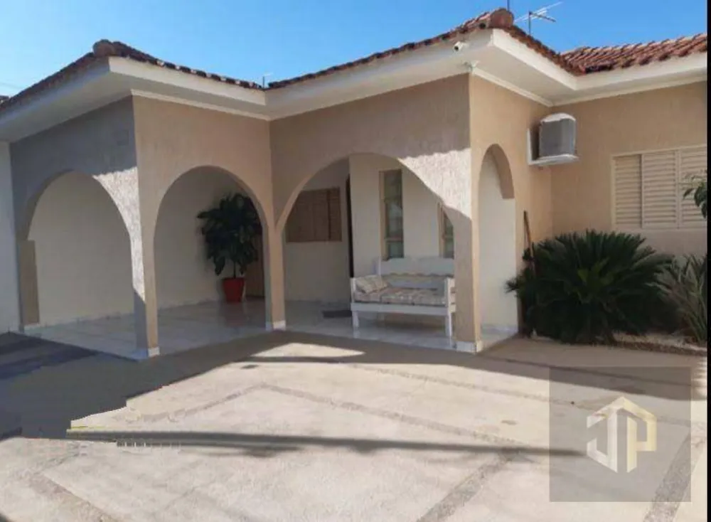 Casa, 3 quartos, 161 m² - Foto 1