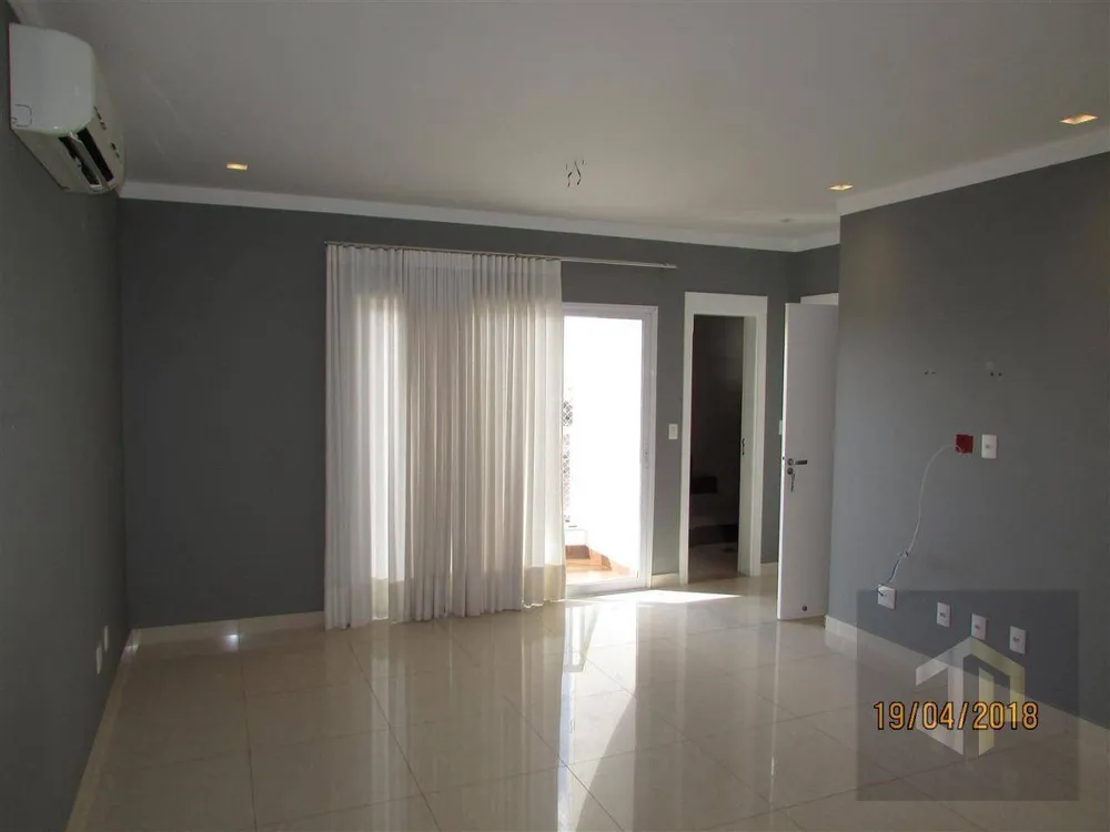Apartamento, 3 quartos, 133 m² - Foto 2