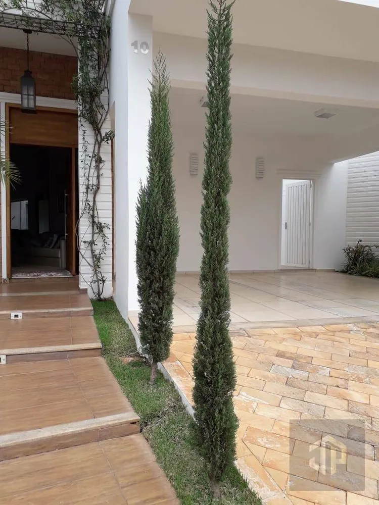 Casa, 3 quartos, 202 m² - Foto 2