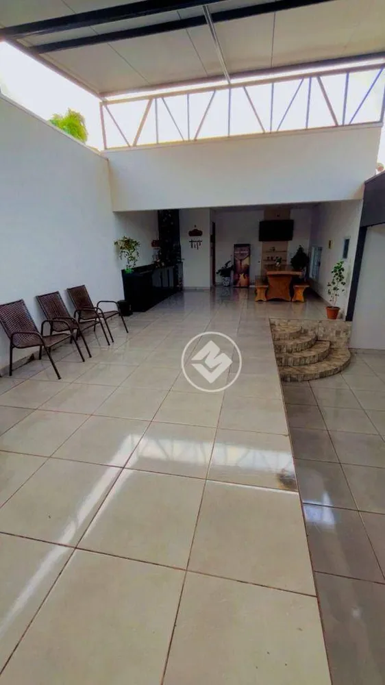 Casa, 3 quartos, 160 m² - Foto 2