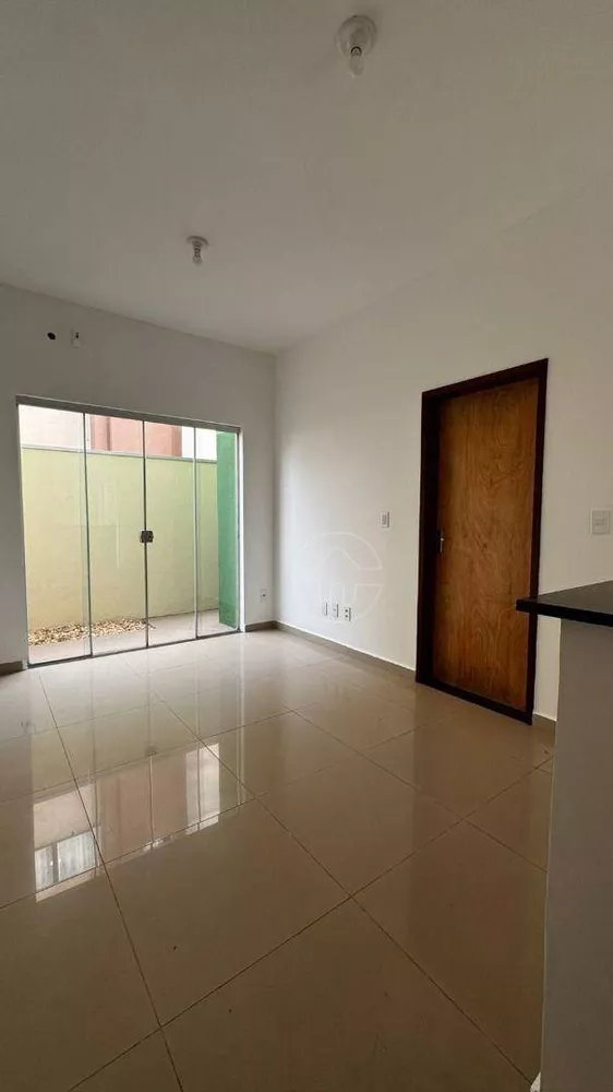 Apartamento para alugar com 3 quartos, 80m² - Foto 1