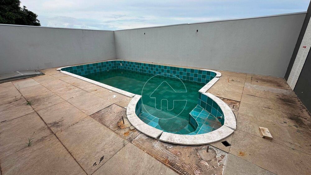 Casa à venda com 5 quartos, 270m² - Foto 4