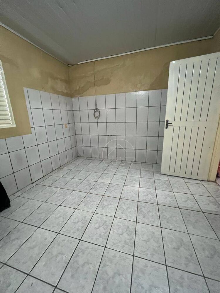 Casa à venda com 3 quartos, 120m² - Foto 4