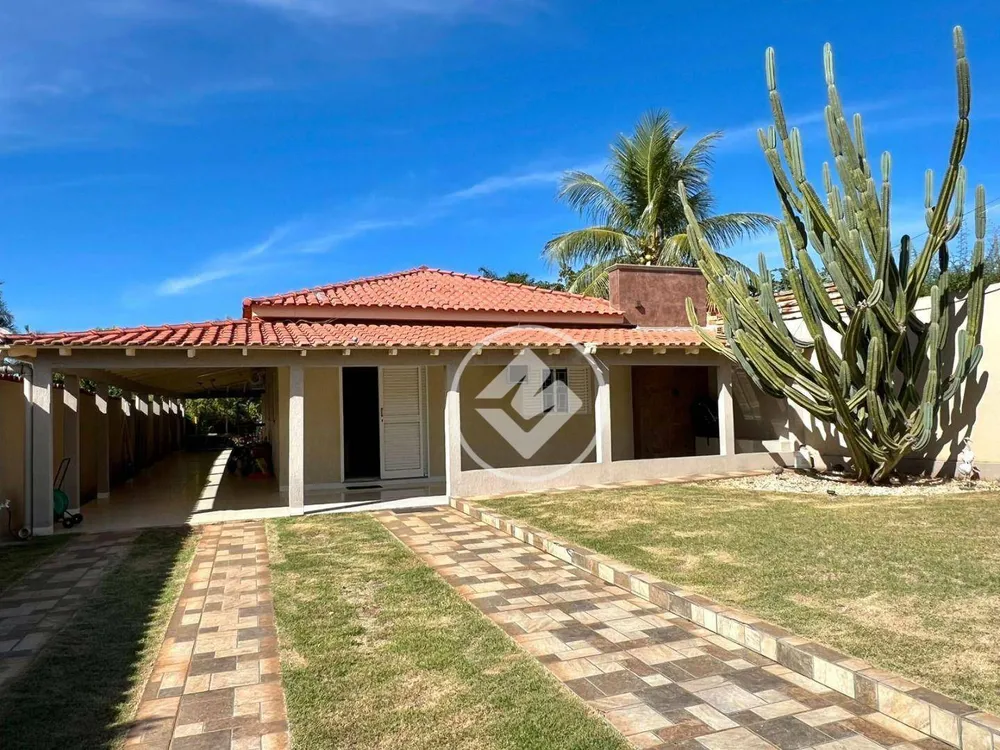 Casa, 3 quartos, 228 m² - Foto 2
