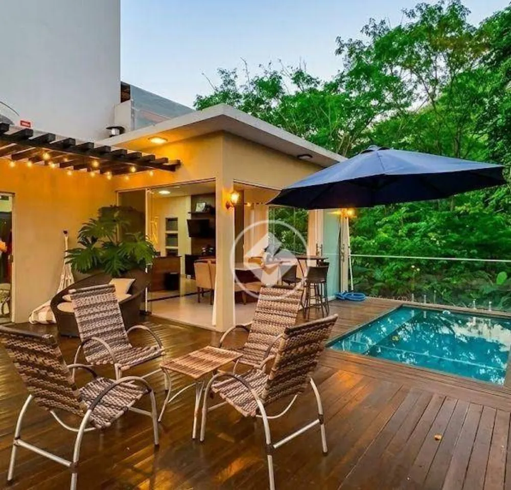 Casa, 3 quartos, 285 m² - Foto 1