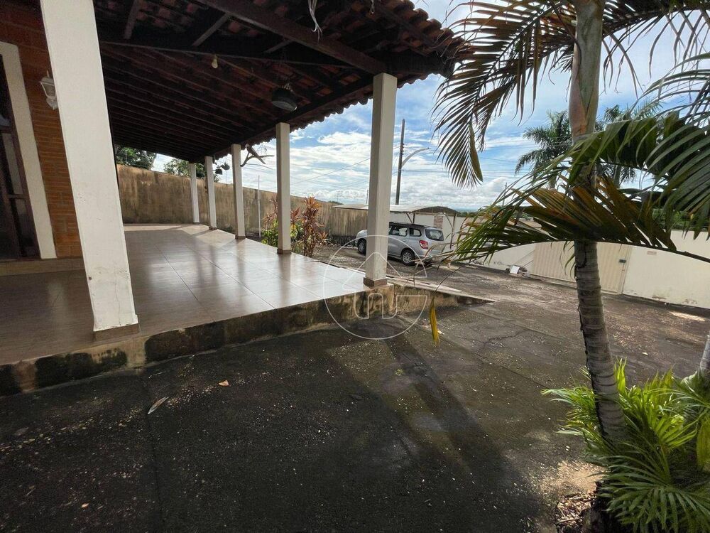 Casa à venda com 2 quartos, 105m² - Foto 4