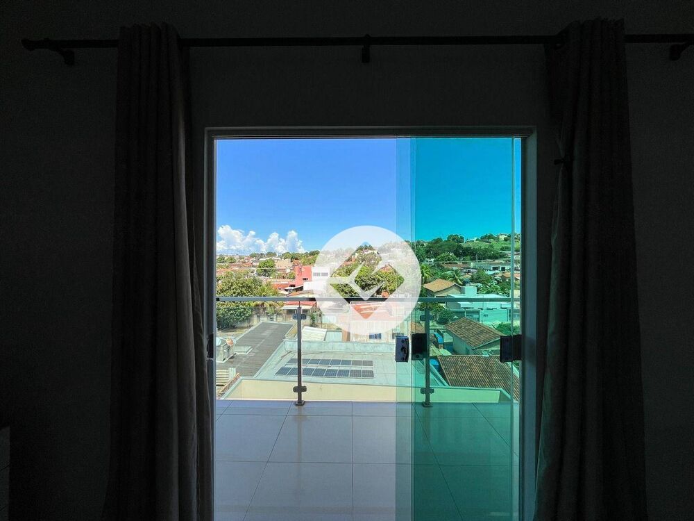 Casa à venda com 3 quartos, 180m² - Foto 5