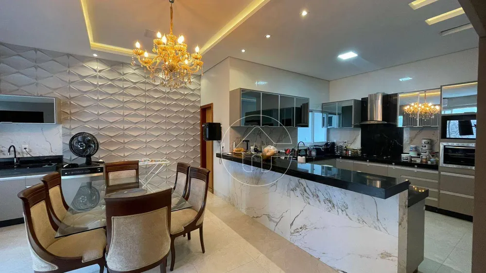 Casa, 3 quartos, 204 m² - Foto 2