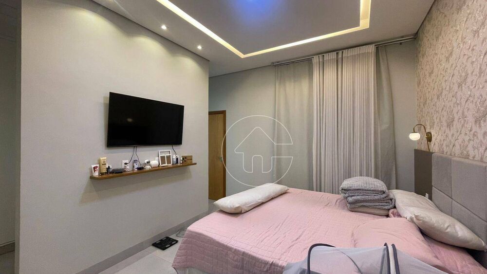 Casa à venda com 3 quartos, 204m² - Foto 3